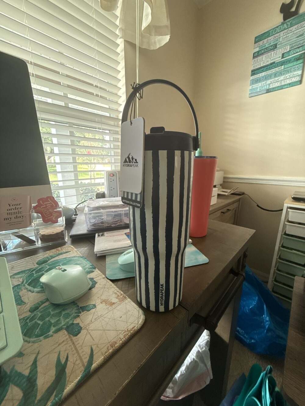 Hydrapeak Artisan Collection Tumbler 40 oz Navy Stripe